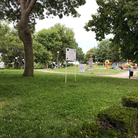 дриймбг - панорама бийч, شقة نيسيبار